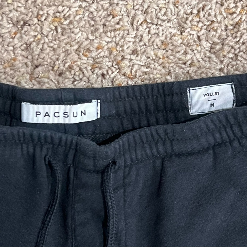 PacSun Black Shorts - Picture 2 of 3